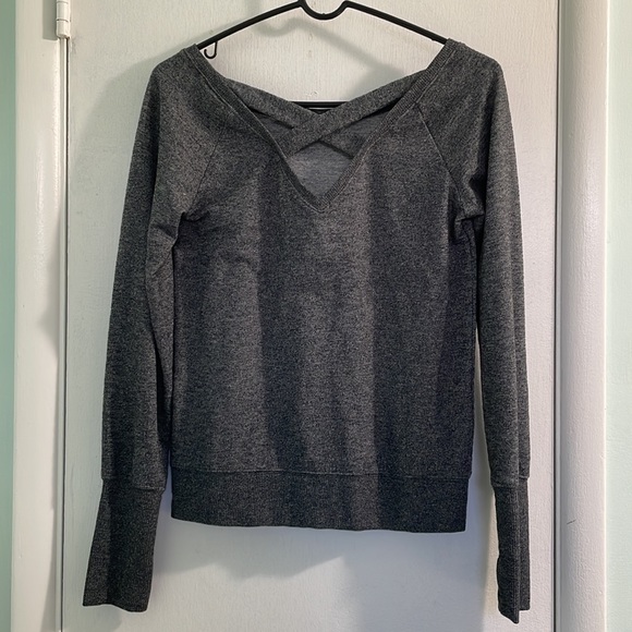 Juniors SO Perfect Sweatshirt- Size Small- EUC - Picture 4 of 5